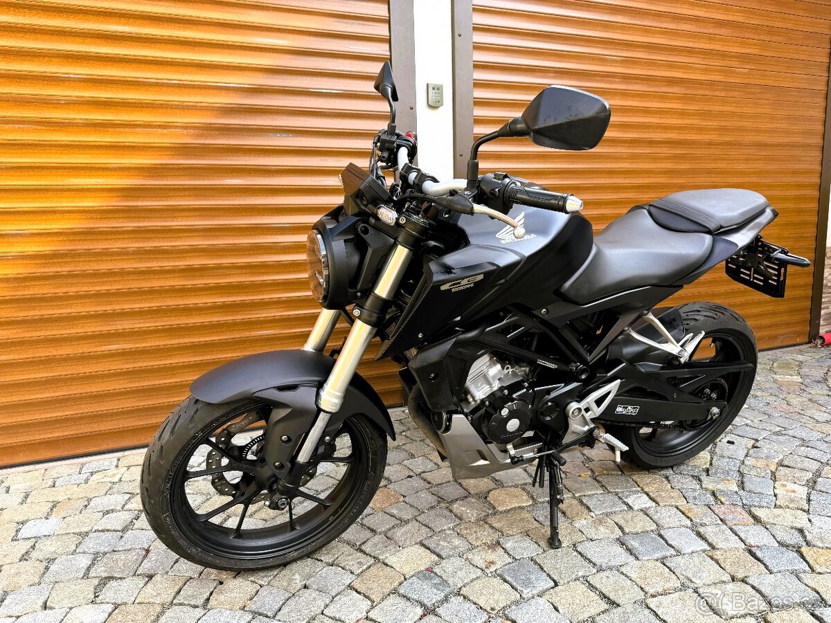 Honda CB 125R s ABS