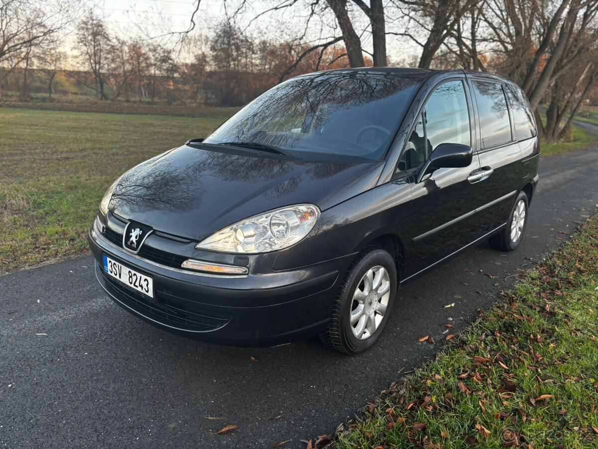 Peugeot 807 2.2 HDI 94kW, 5-8 míst, Nová STK