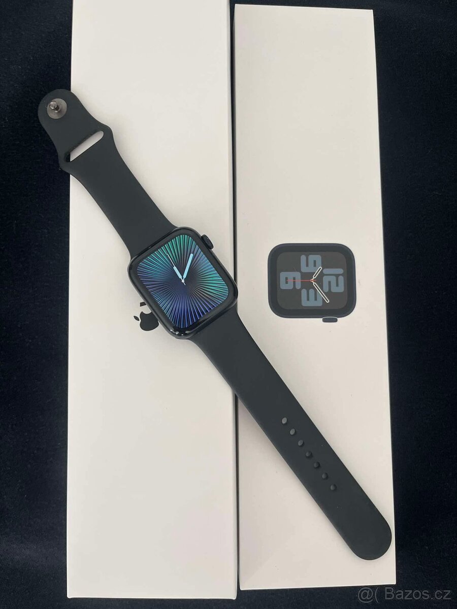 Apple watch SE 2 44mm - 99% baterie