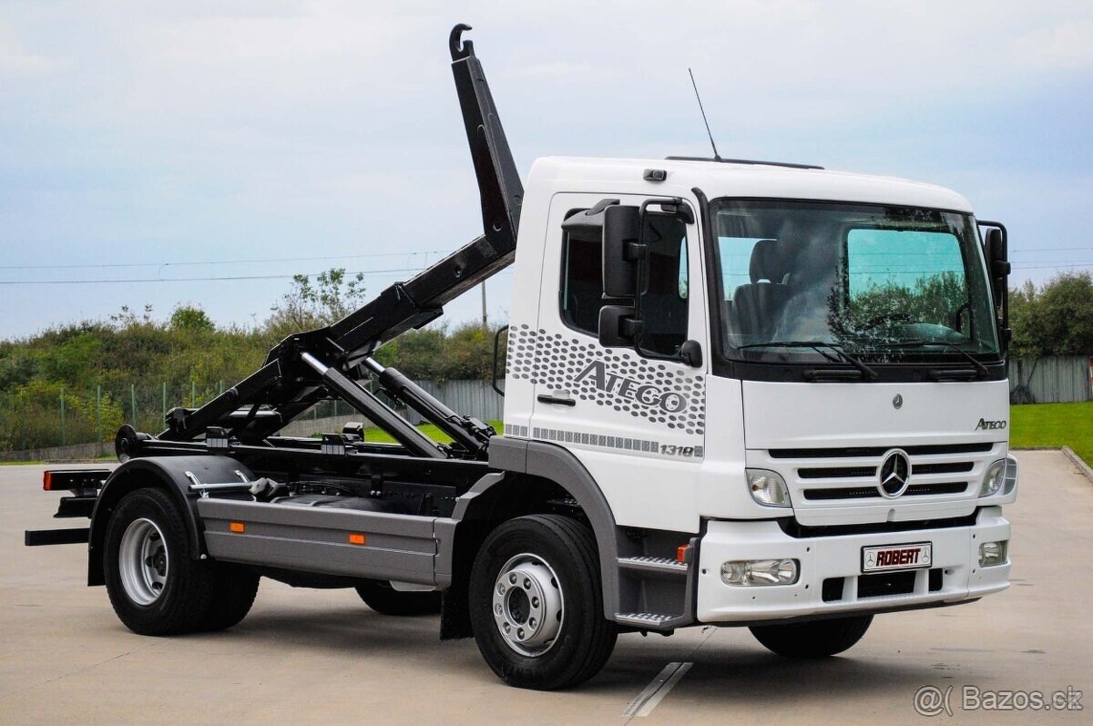 MERCEDES ATEGO 1318 HÁKOVÝ NOSIČ KONTEJNERŮ // EURO4