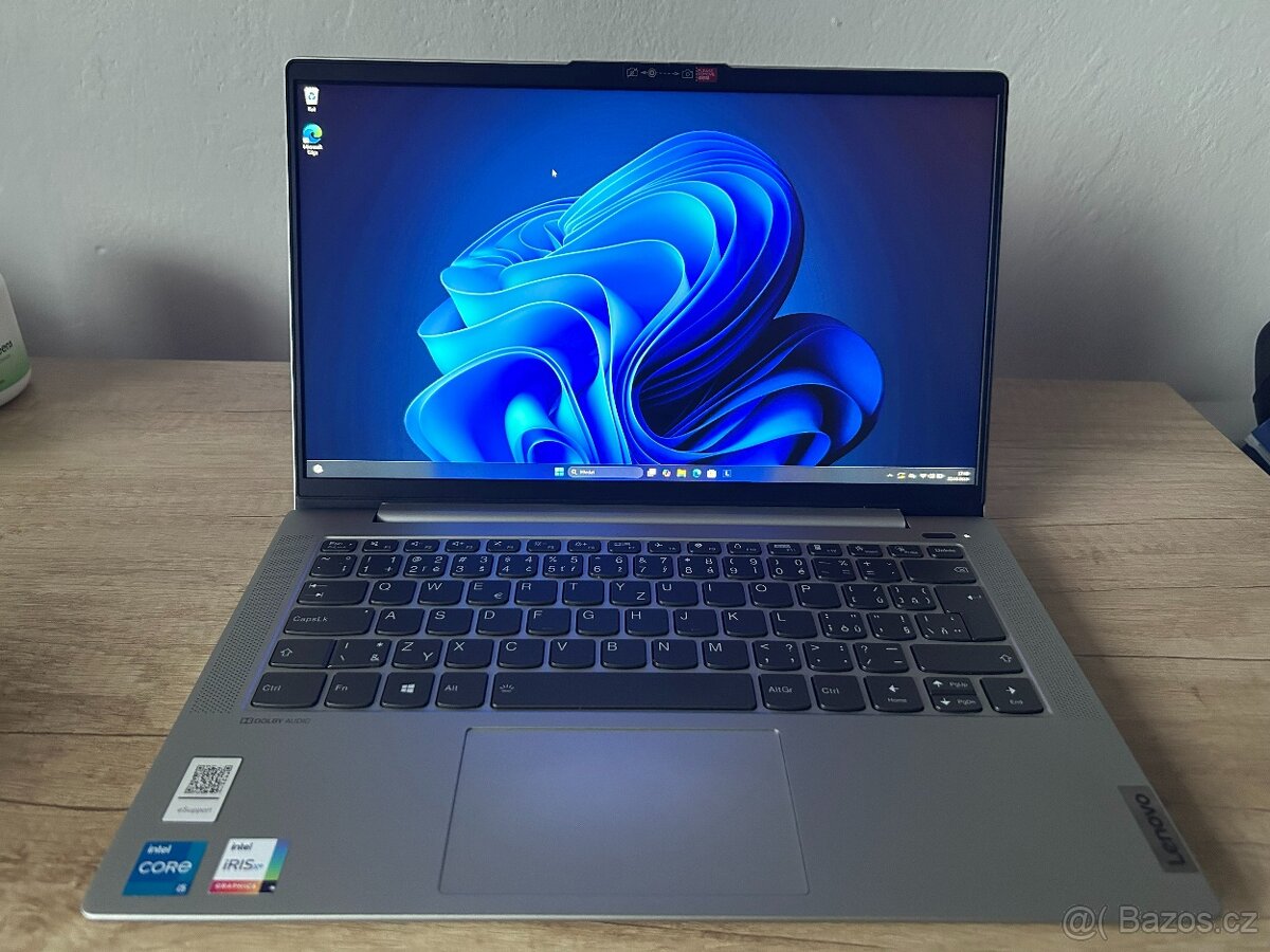 Lenovo IdeaPad 5 14IT0L 500GB SSD, 16GB RAM, Stav jako nový