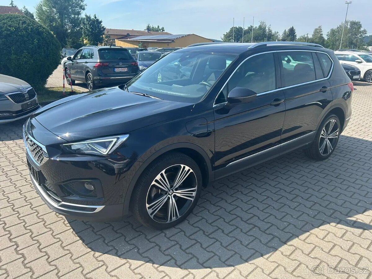 Seat Tarraco 1,4 TSI 180kw e-hybrid/panorama/kamera/DCC/ACC