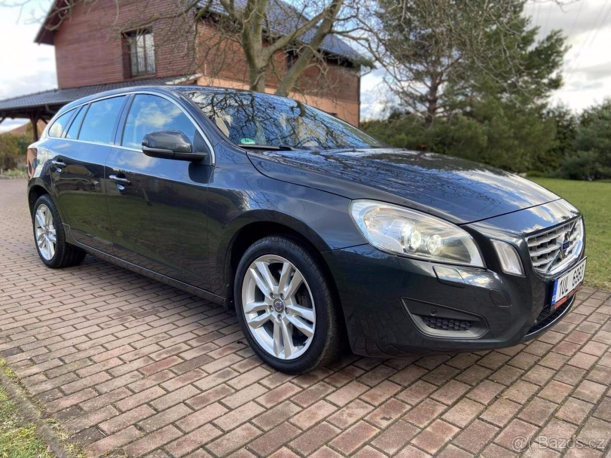 Volvo V60 2,4D 158kw