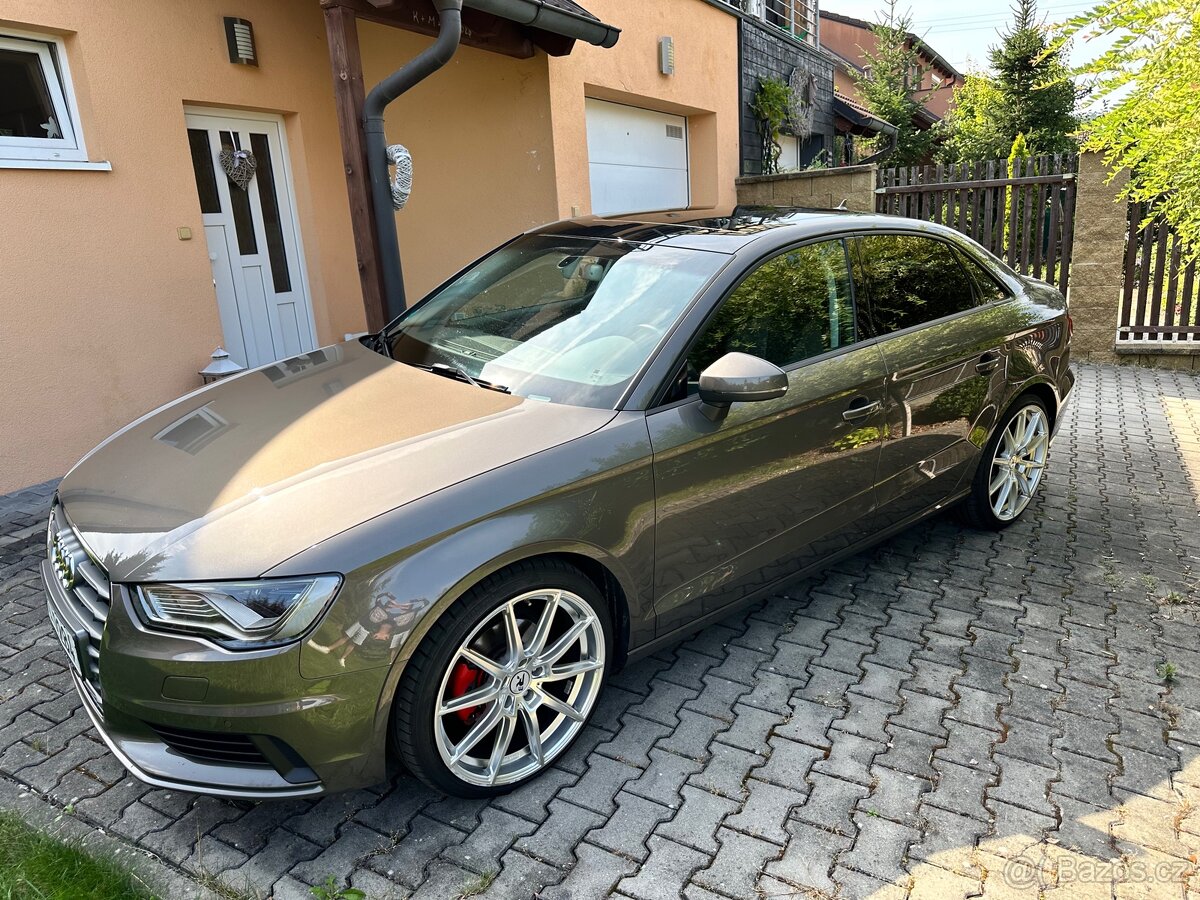 Audi A3 limousine/sedan 2.0 TDI 110kw, Sportpaket, Panorama