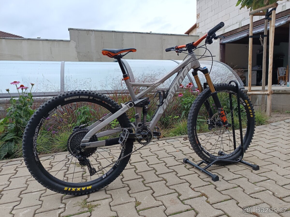 Prodám enduro kolo Devinci Django 27,5 S C