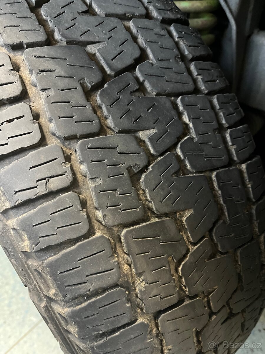 Pirelli allterrain plus a/t 255/60 r18