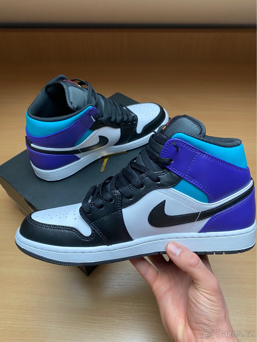 Nike Air Jordan 1 Mid EUR 43 Top Stav