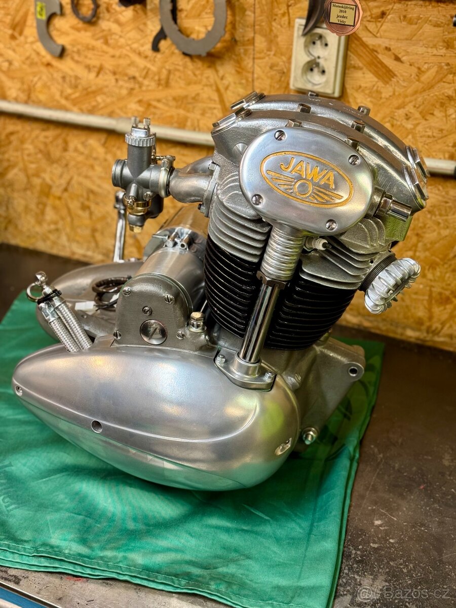 JAWA 500 OHC motor