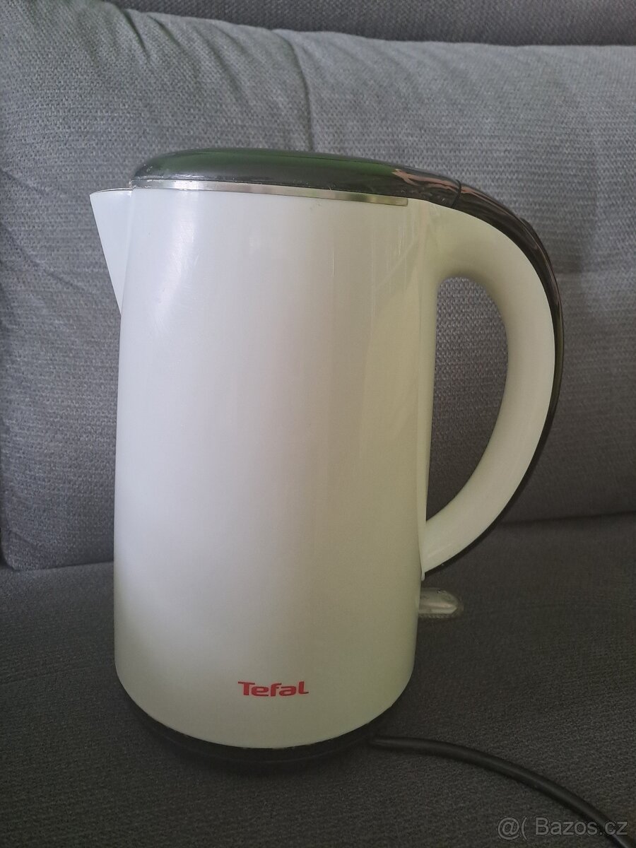 Rychlovarná konvice TEFAL