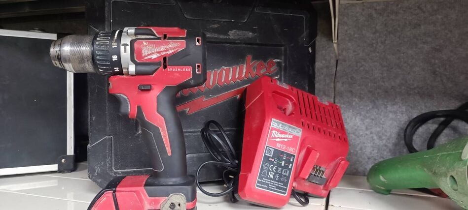 aku Milwaukee M18 CBLPD