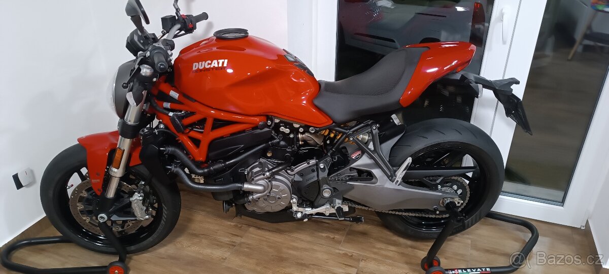 Ducati Monster 821/koupeno ČR/17.500km