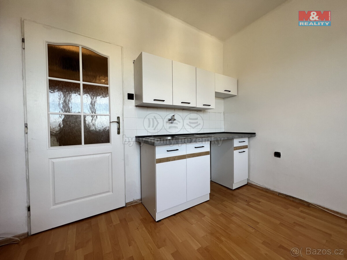 Pronájem bytu 1+kk, 23 m², Karviná, ul. Borovského