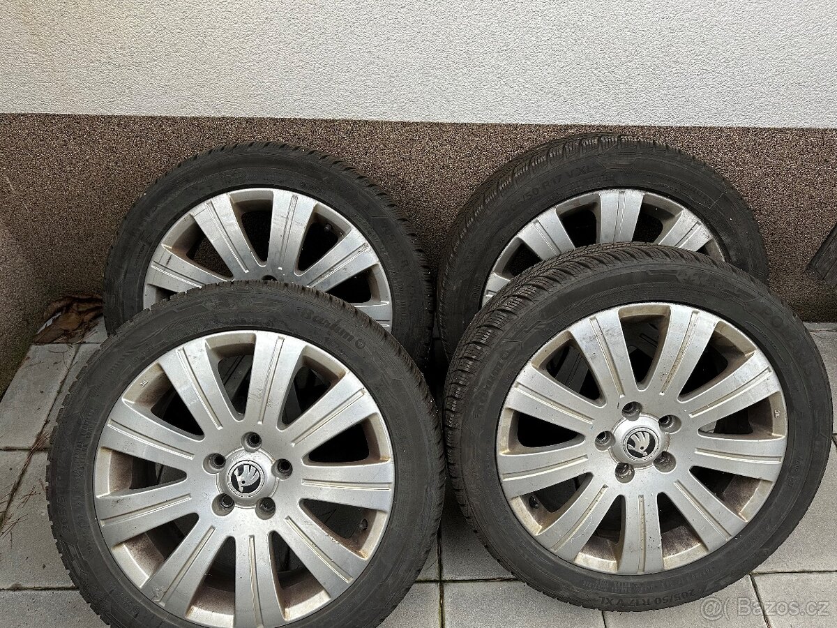 Zimní pneu 205/50 R17 V XL