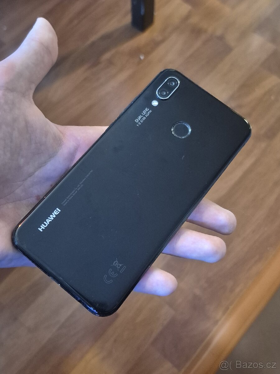 Huawei P20 lite 4/64gb