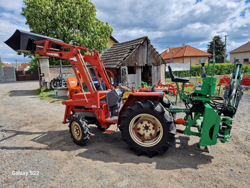 Yanmar FX 265 D 4x4 s originálním nakladačem + BHSM 175