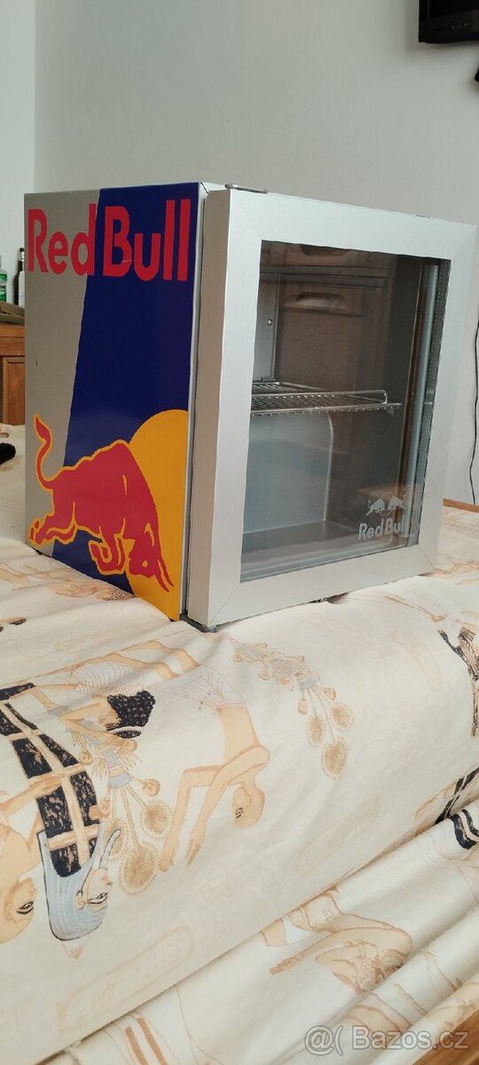 Mini Lednice Redbull