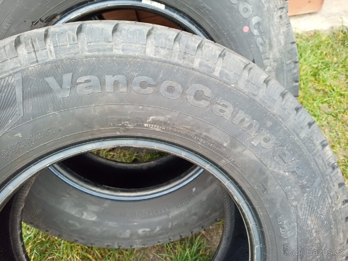 Letní pneu Continental  Vanco Camper 226/75 R16