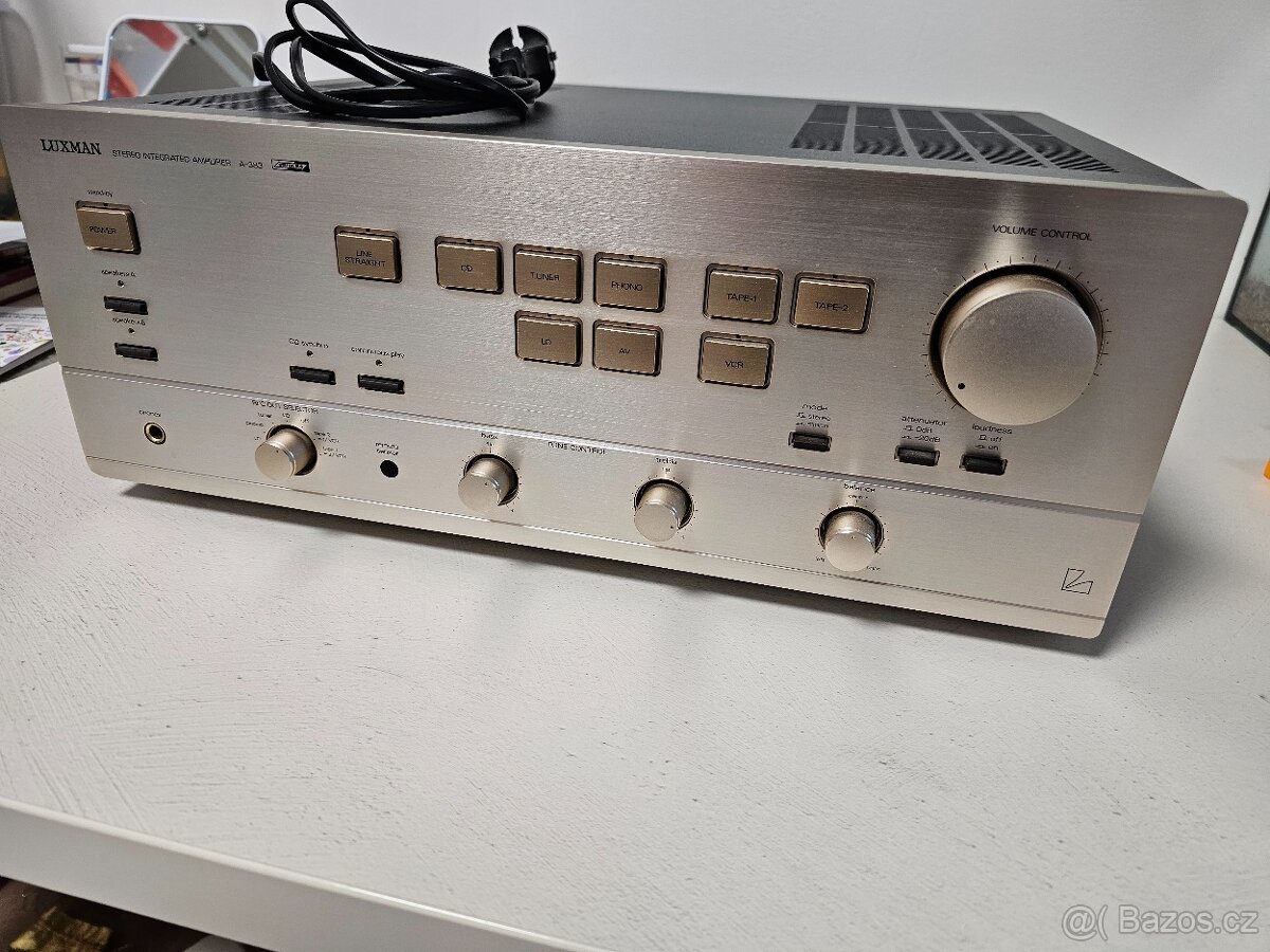 Zesilovač Luxman A 383