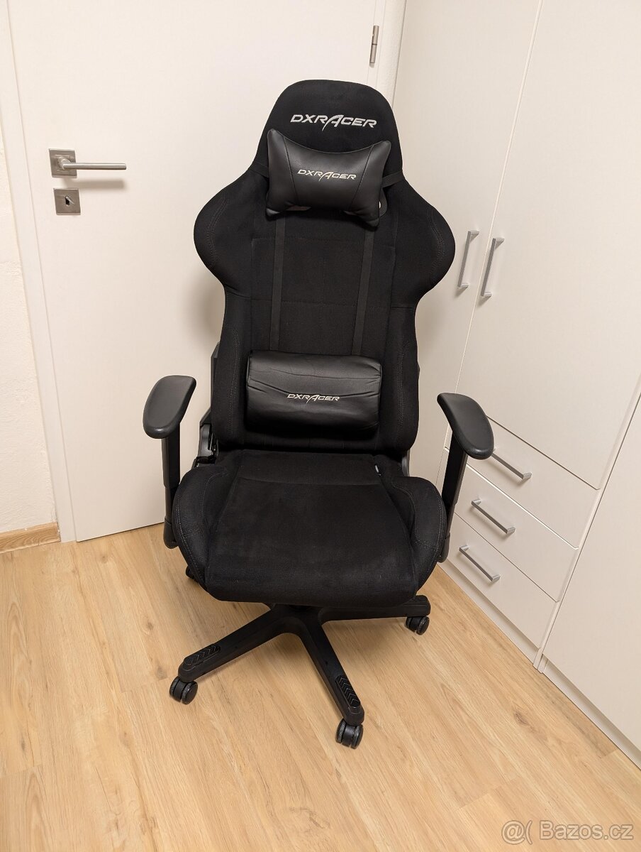 DXRacer Formula