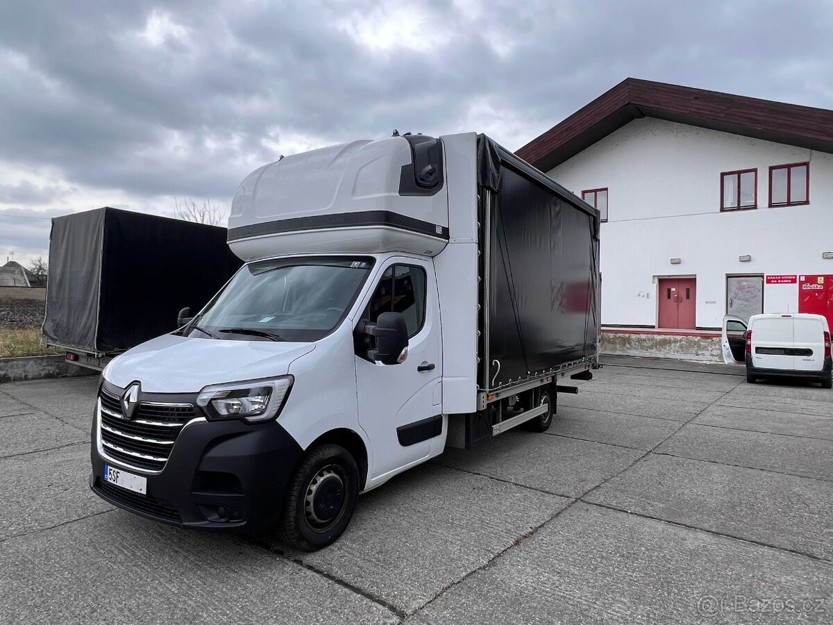 Renault Master (10 palet) s čelem