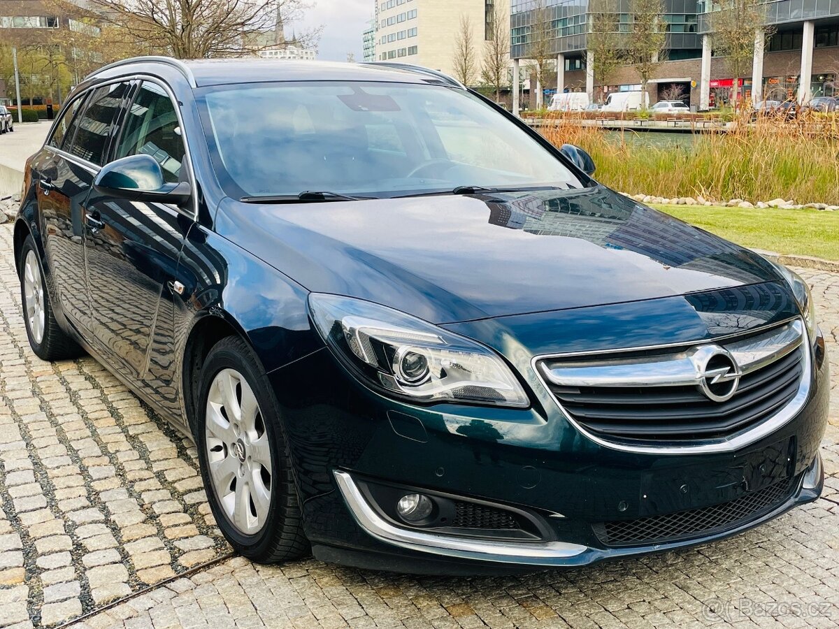 Opel Insignia 2.0 125kW KAMERA LED VÝHŘEV NAVI SERVISKA