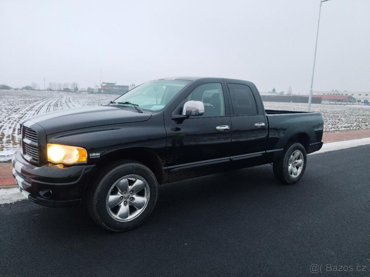 Dodge RAM 1500 5.7 hemi