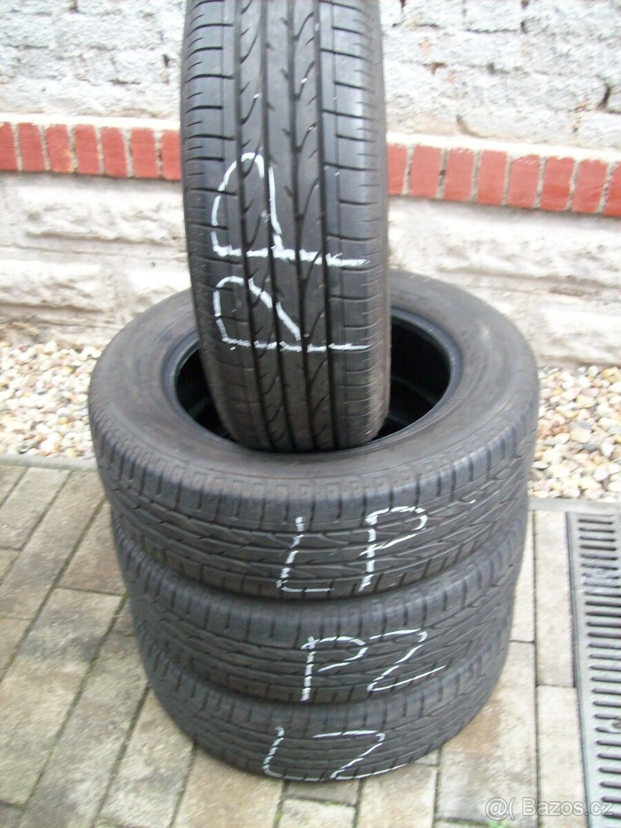 letní pneu Bridgestone 215.65.17 99V