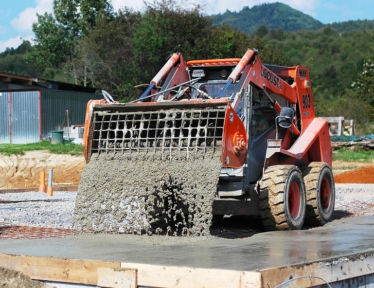 Míchací lopata na beton