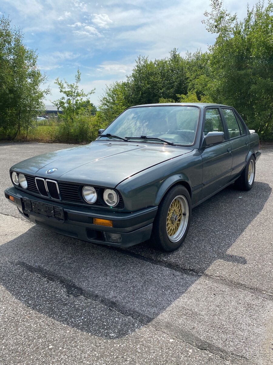 BMW E30 316i