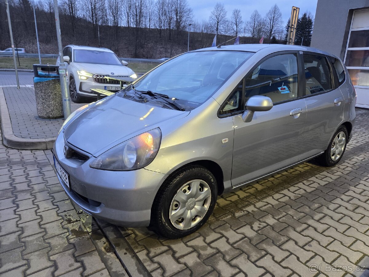 Honda Jazz 1.2 rok 2005