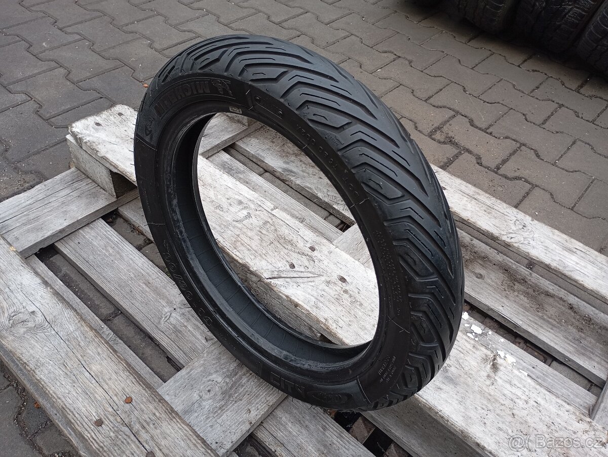 90/90/14 pneu michelin