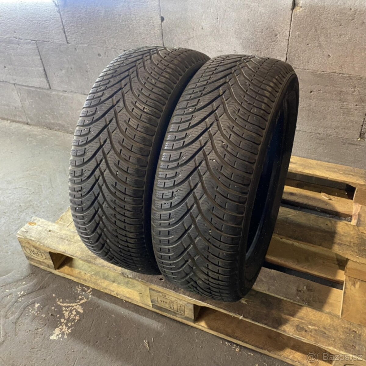 Zimní pneu 205/55 R17 95V Goodrich 6-6,5mm