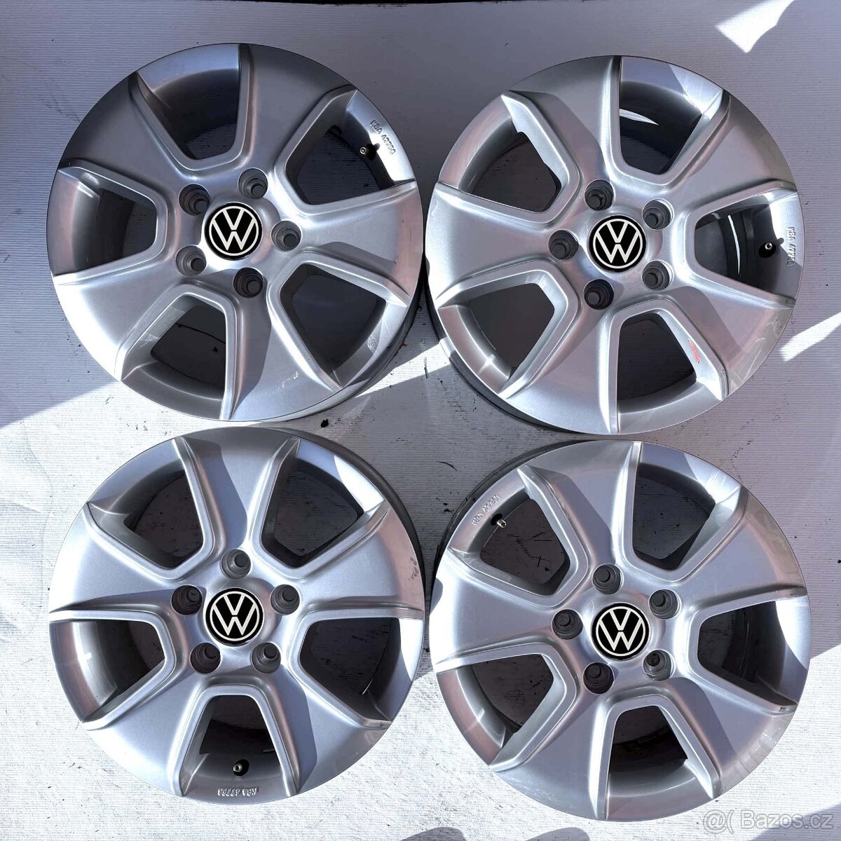 ALU KOLA VW AMAROK T5 T6 MULTIVAN 16" 5X120