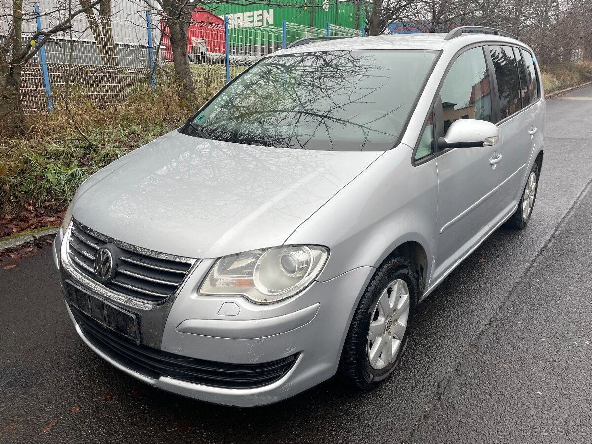 vw touran 1.9tdi 77kw r.v 2009 United