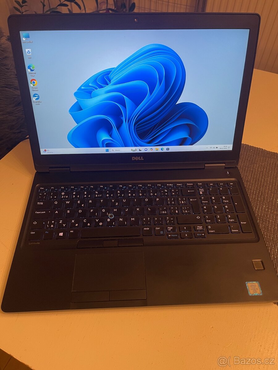 Notebook DELL E5580, i5,16GB DDR4, 1TB SSD,FULL HD