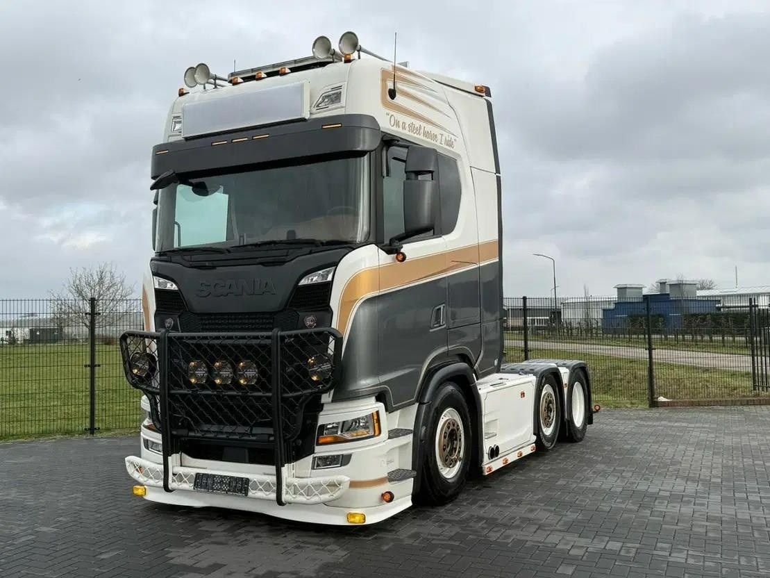 Scania S500 6x2 / Showready / Full air / 2017