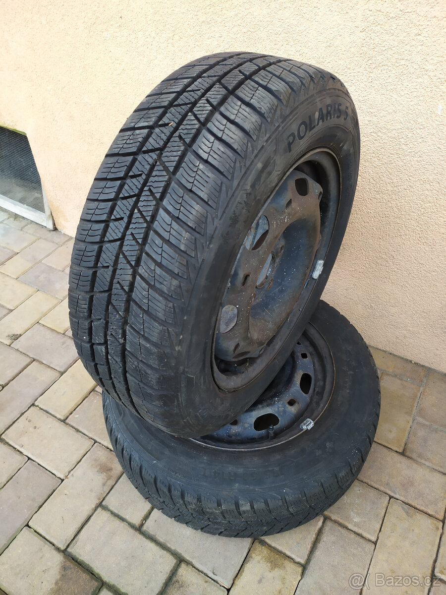 Zimní pneu na discích 185/60 R14, rozteč 5x100