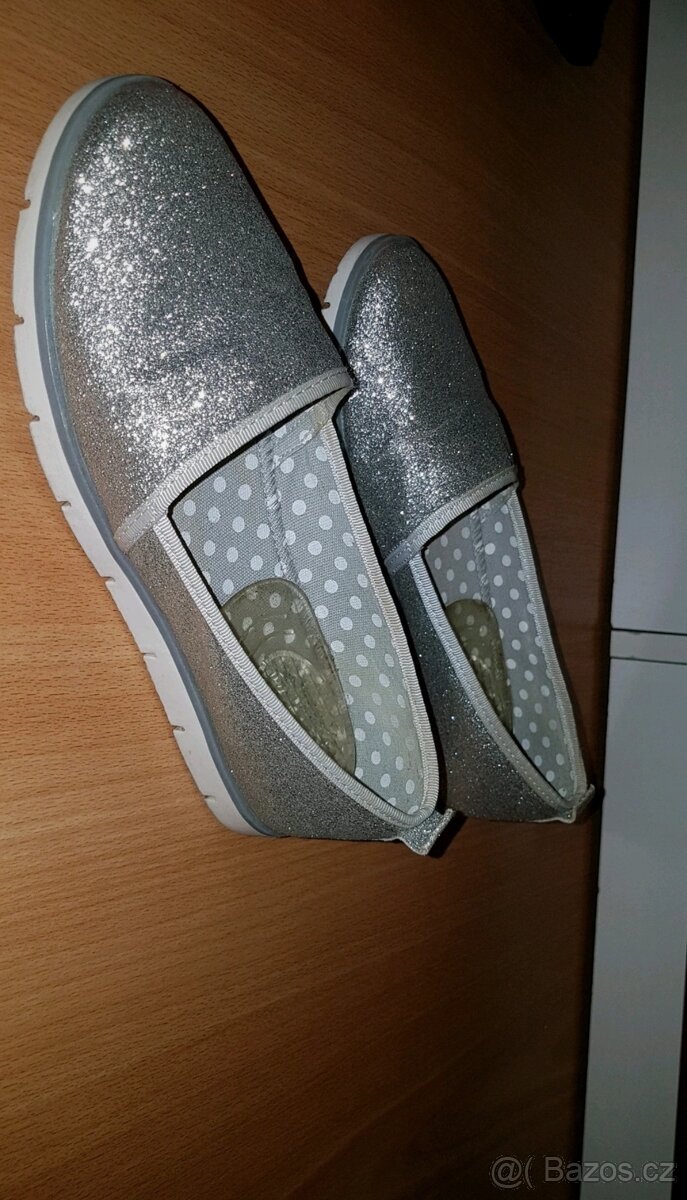 Dámské/dívčí slip-on boty/espadrilky Baťa