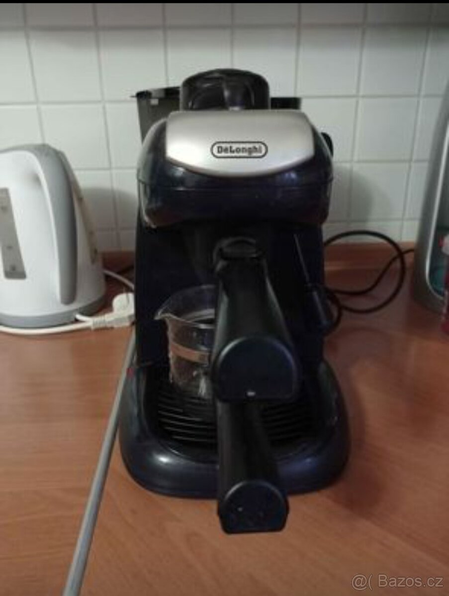 Kávovar DeLonghi