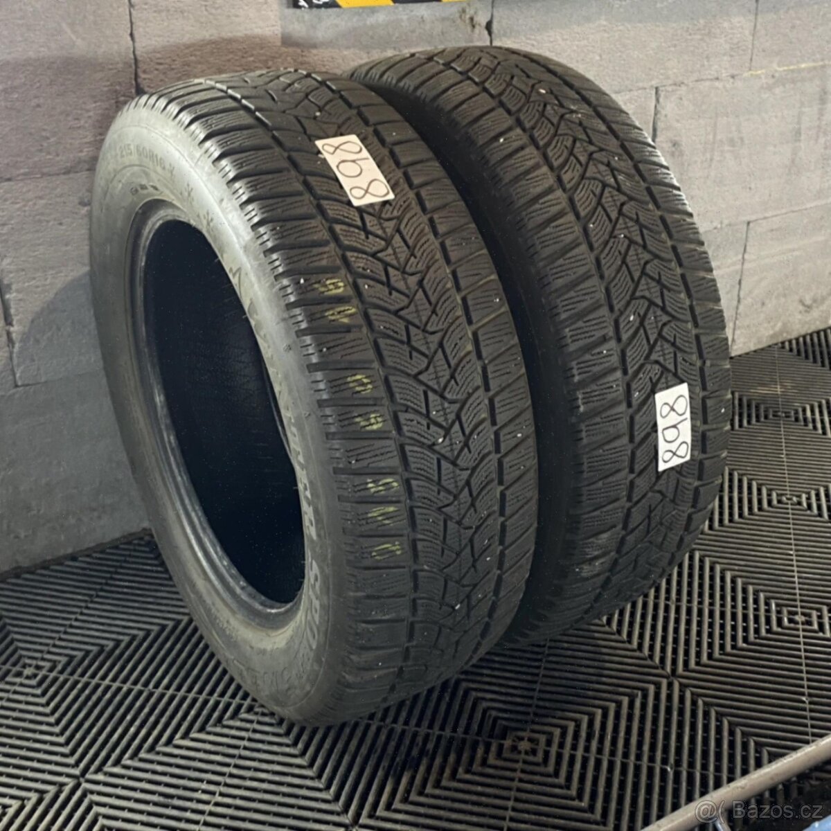 Zimní pneu 215/60 R16 99H Dunlop 6mm