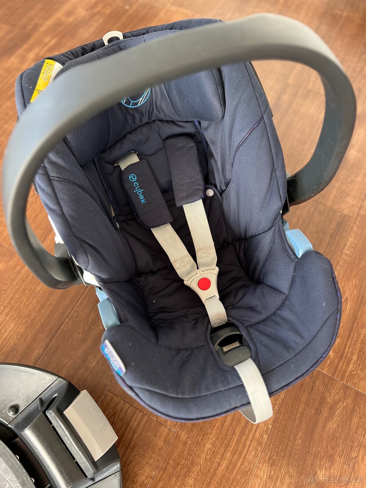 Cybex Aton 5 + isofix zakladna