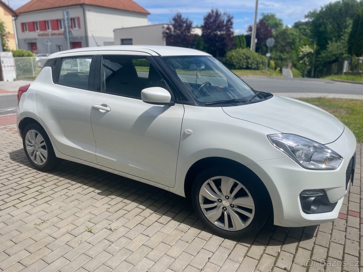 Suzuki Swift Premium 1,2 i 66 kw