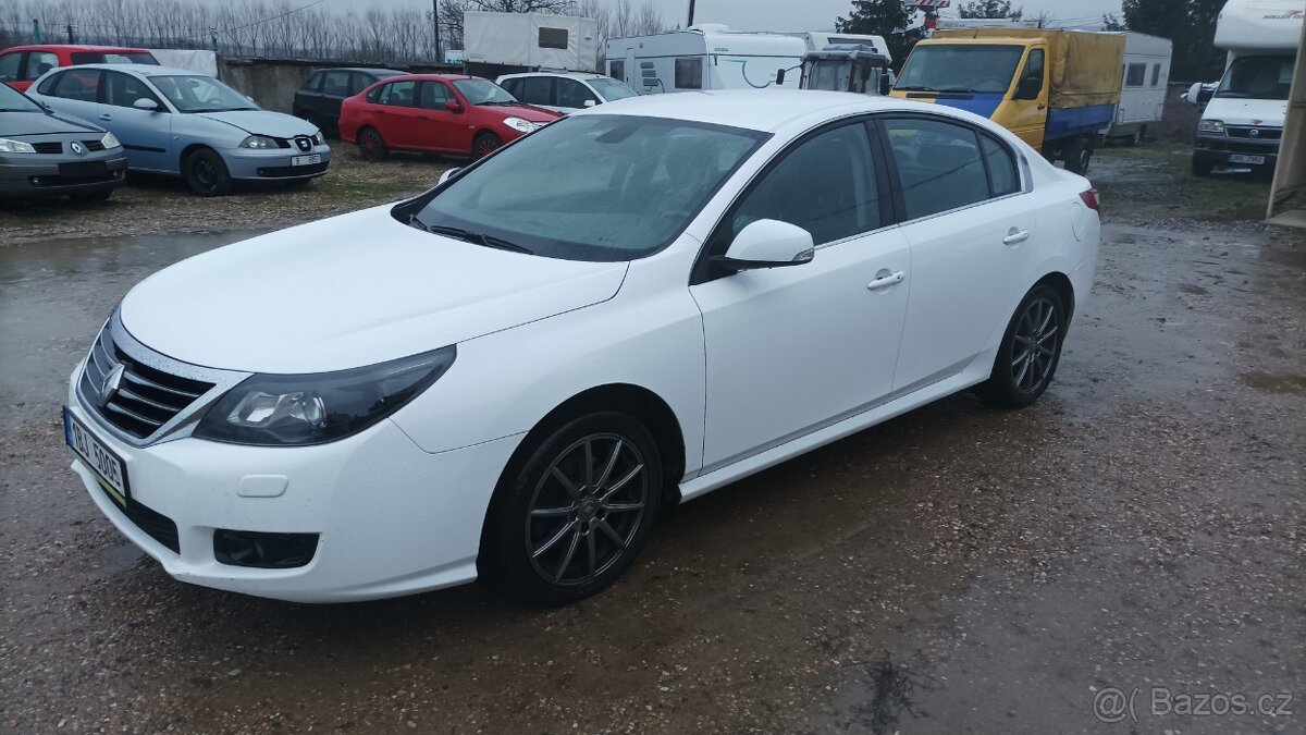 Renault Latitude 2,0dCi 110kw r.v.2011 nové ČR