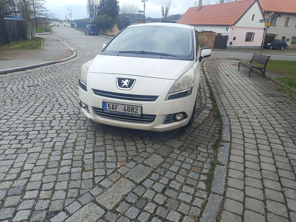 Prodám Peugeot 5008.2.0HDI 110Kw.