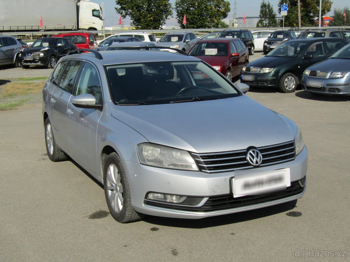 Volkswagen Passat 2.0TDi ,  103 kW nafta, 2012