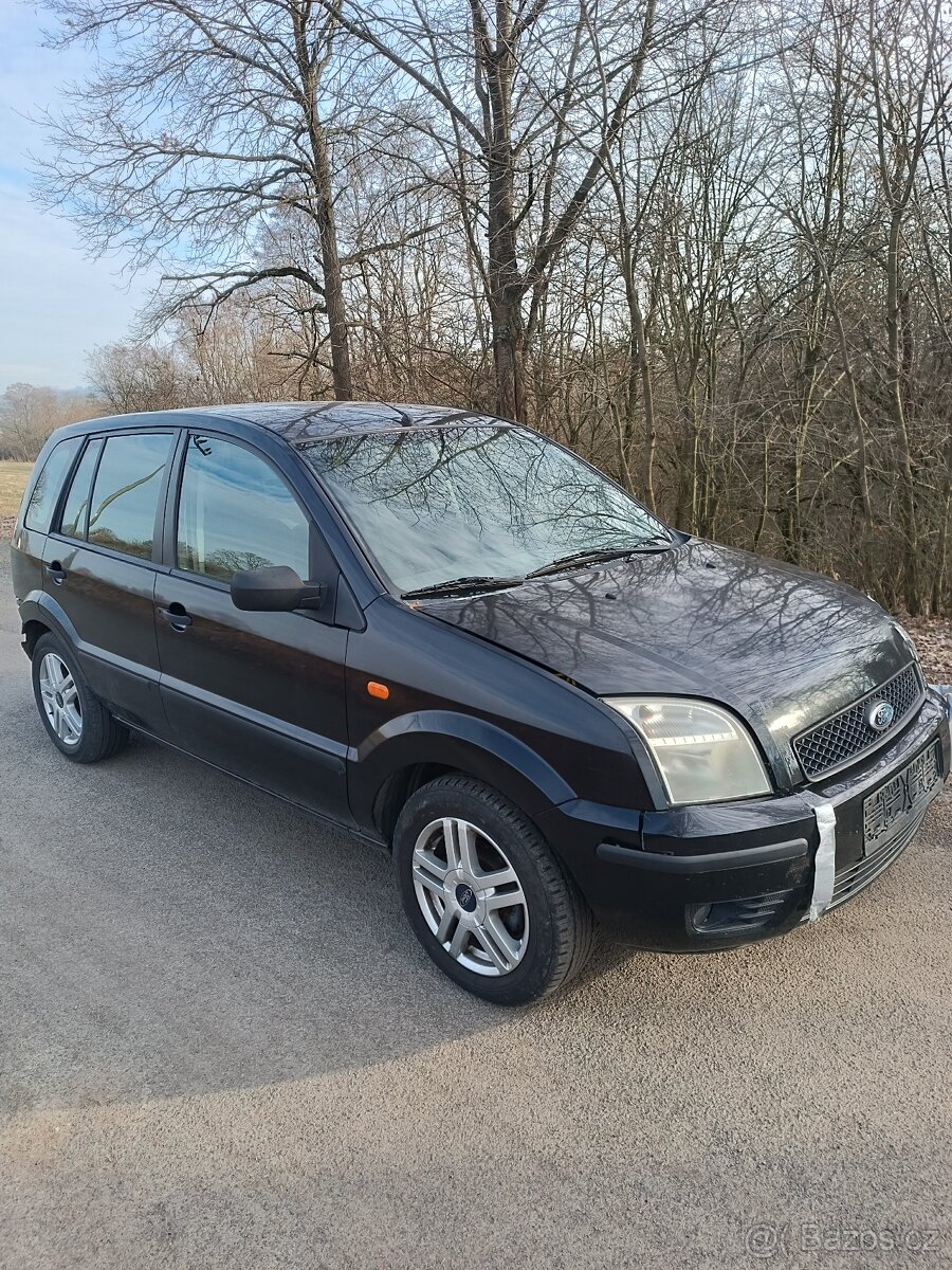 Ford fusion 1,6  74kw