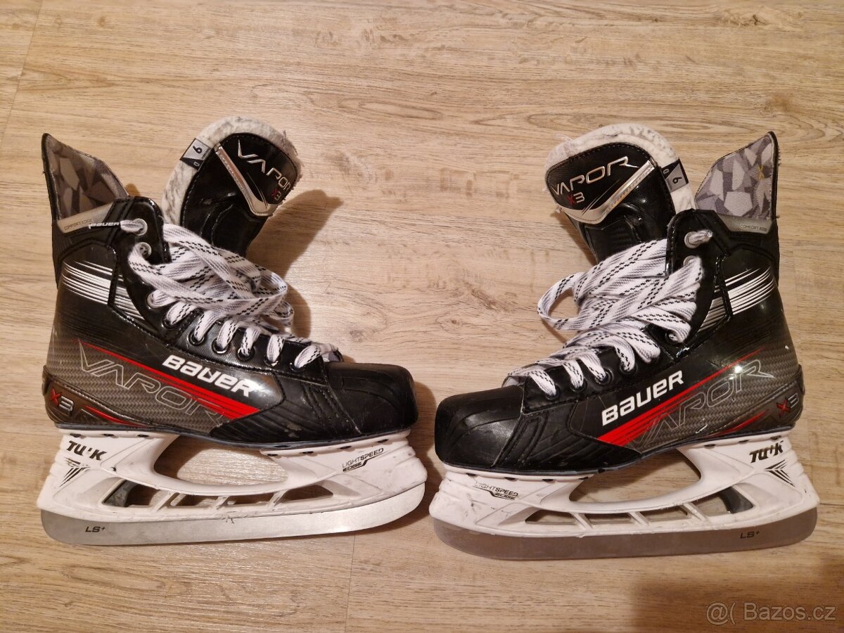 Bauer Vapor X3 velikost 9 D - EUR 44,5