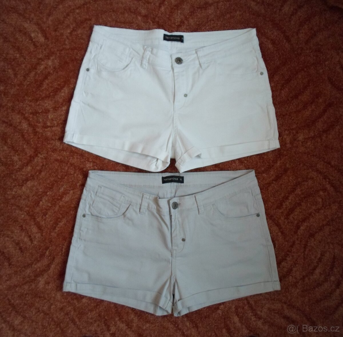 Bílé šedé kraťasy kraťásky šortky - 40, 42, L, XL