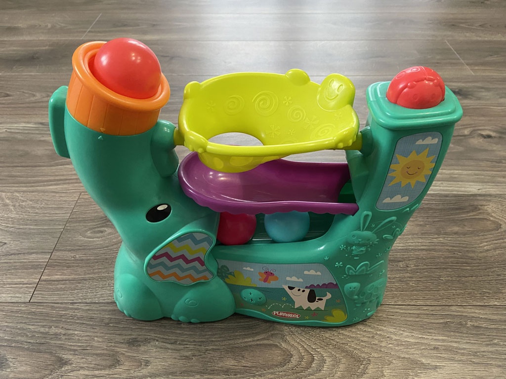 Hasbro Playskool Slonová fontána s míčky