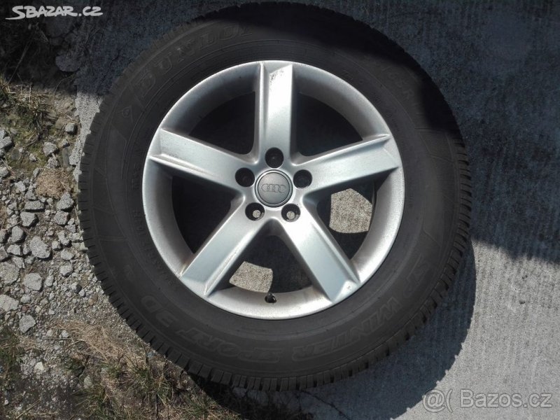 Originál ALU Audi Q5 R17 235/65  104 H zimní Dunlop